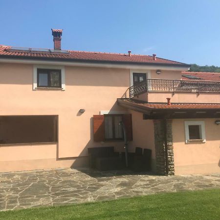 Apartments Vidovic Cezarji Екстер'єр фото