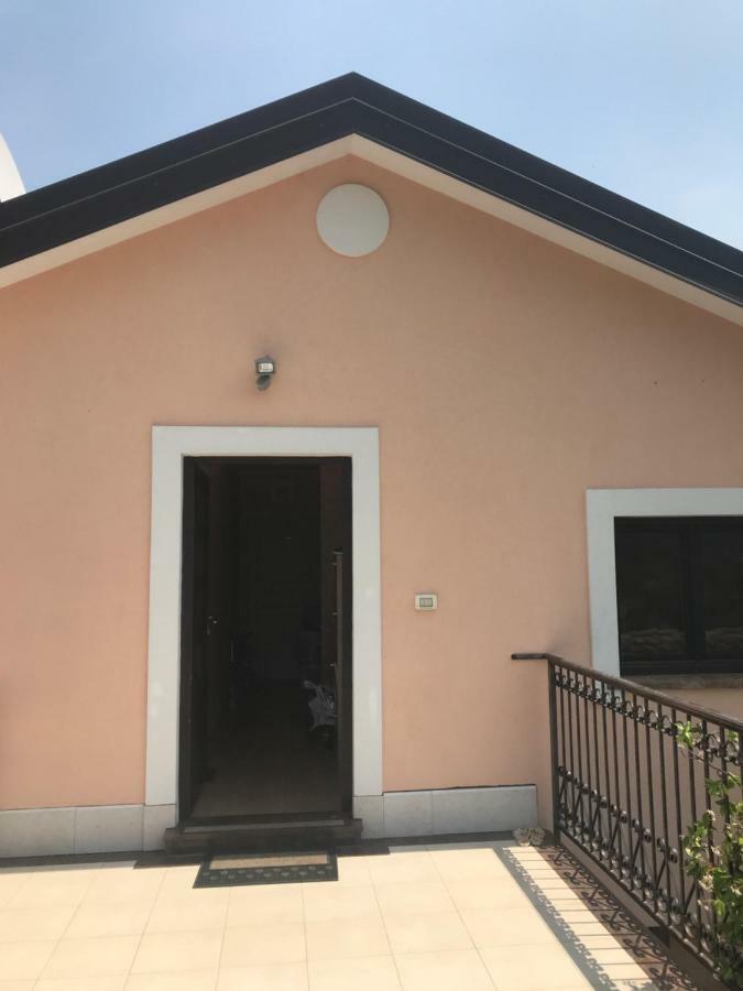Apartments Vidovic Cezarji Екстер'єр фото